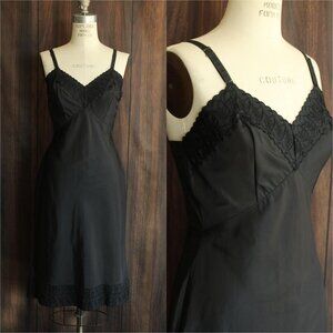 Vintage 1960s Full Slip, Penneys Adonna Black Embroidered Taffeta, Size 32